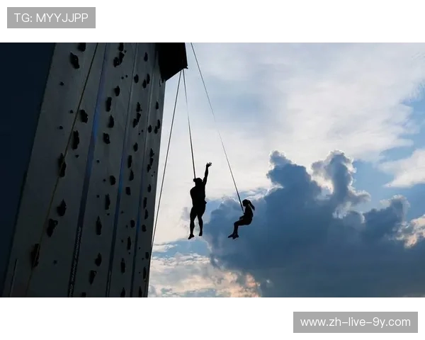 成都攀岩队的盯防策略分析与成效评估探讨